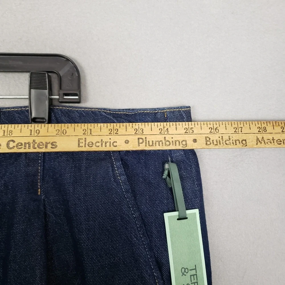 Terra & Sky Stretch Waisy Drapey Shorts Dark Wash Denim Casual Comfortable 26W